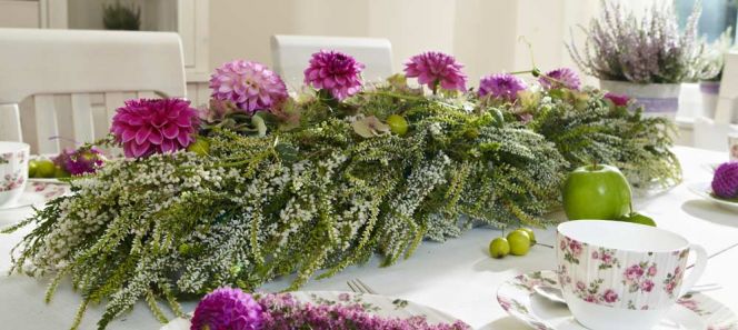 Klassischer Tisch-Schmuck und Raumdekorationen